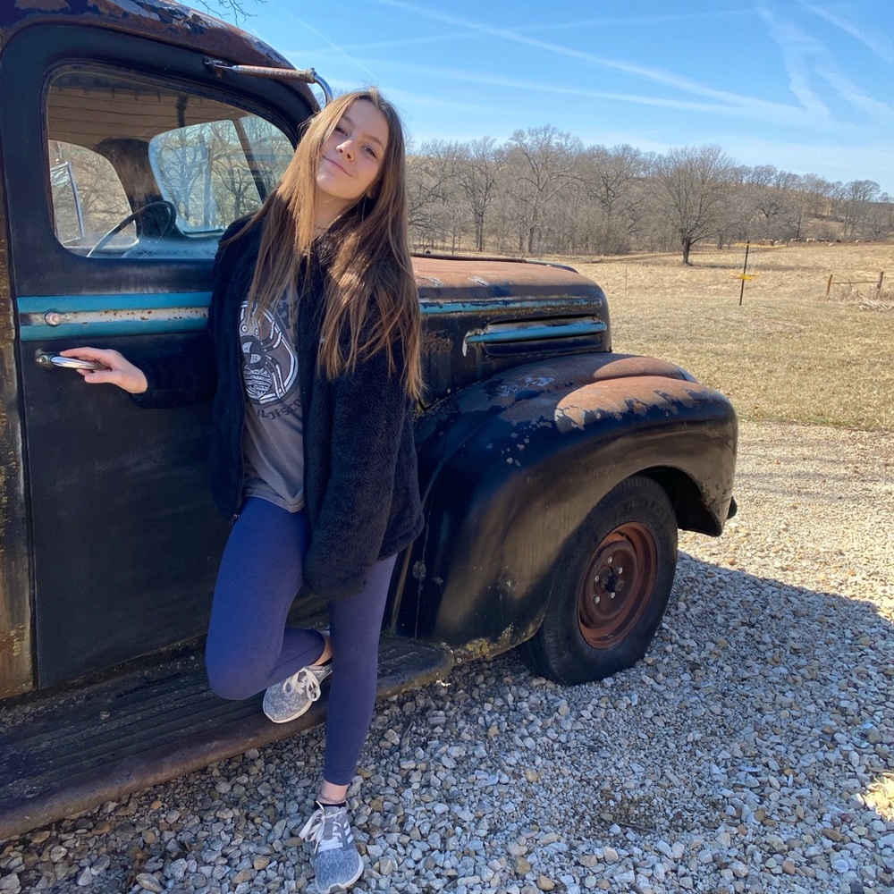 Meet your Posher, Sofia